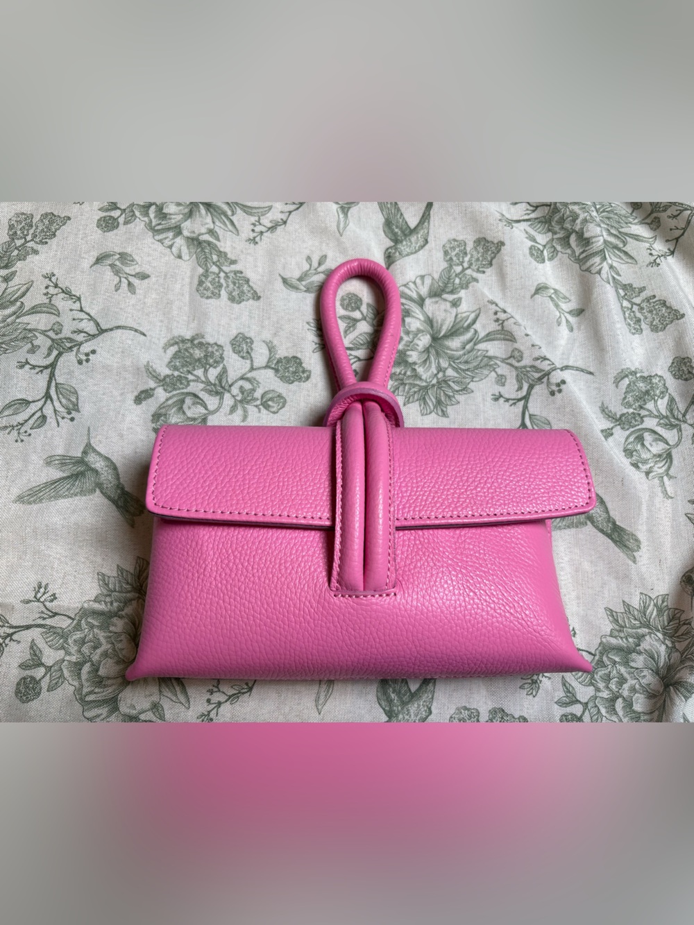 Pink Leather Knot-Detail Women's Clutch